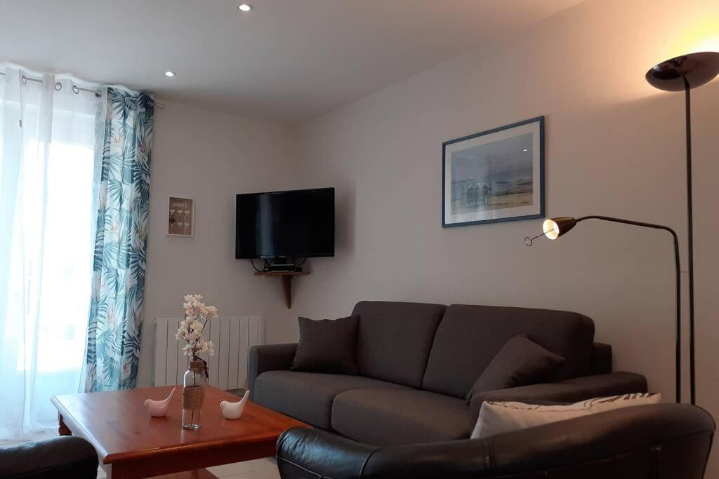 Appartement 4 Pers Dans Longere A 800M De La Plage Plouhinec  エクステリア 写真